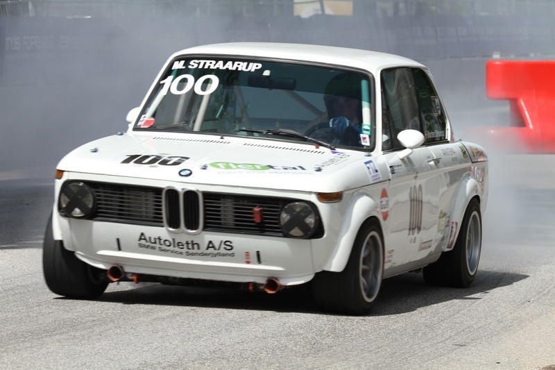 I røg og damp
(Foto: Allan Nielsen - motorsporten.dk)